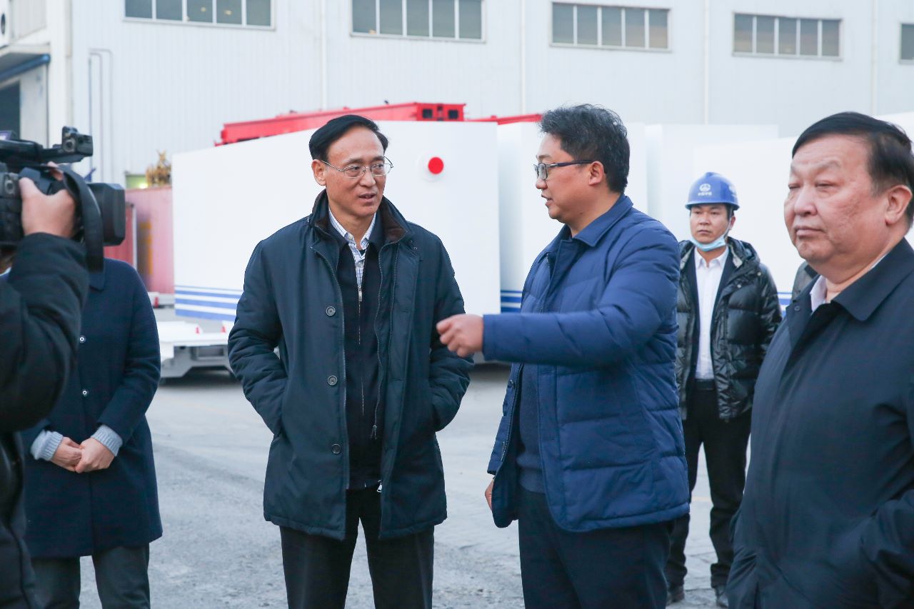 新鄉市委書記張國偉到中鐵裝備集團設備公司調研
